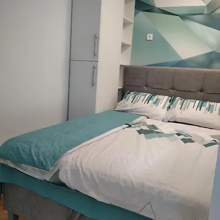 Lana Апартаменты